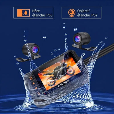 Système de dashcam moto étanche avec unité centrale certifiée IP65 et objectifs de caméra certifiés IP67 pour une utilisation sous la pluie et conditions extrêmes.