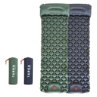 Matelas de camping gonflables TARKA ultra-légers avec oreiller intégré, disponibles en vert et bleu, présentés avec leurs sacs de transport compacts.